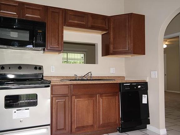 3rd image of 2009 N Parkton Dr