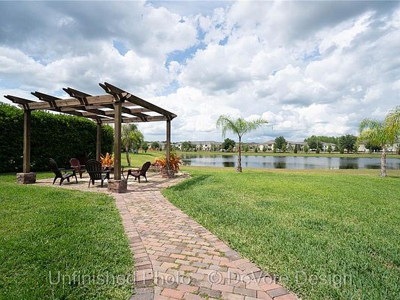 3rd image of 10331 Kristen Park Dr