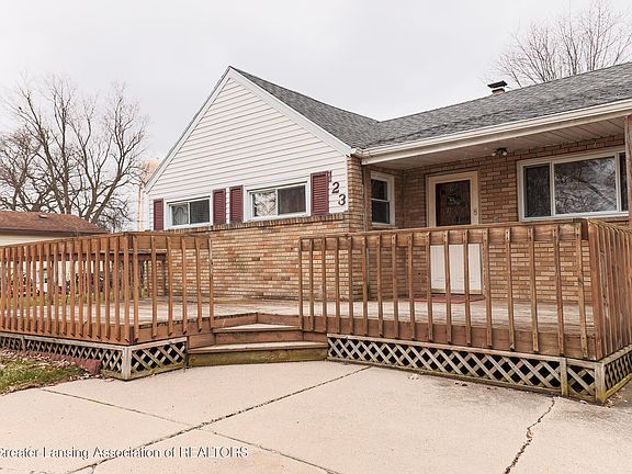 2nd image of 123 N Deerfield Ave