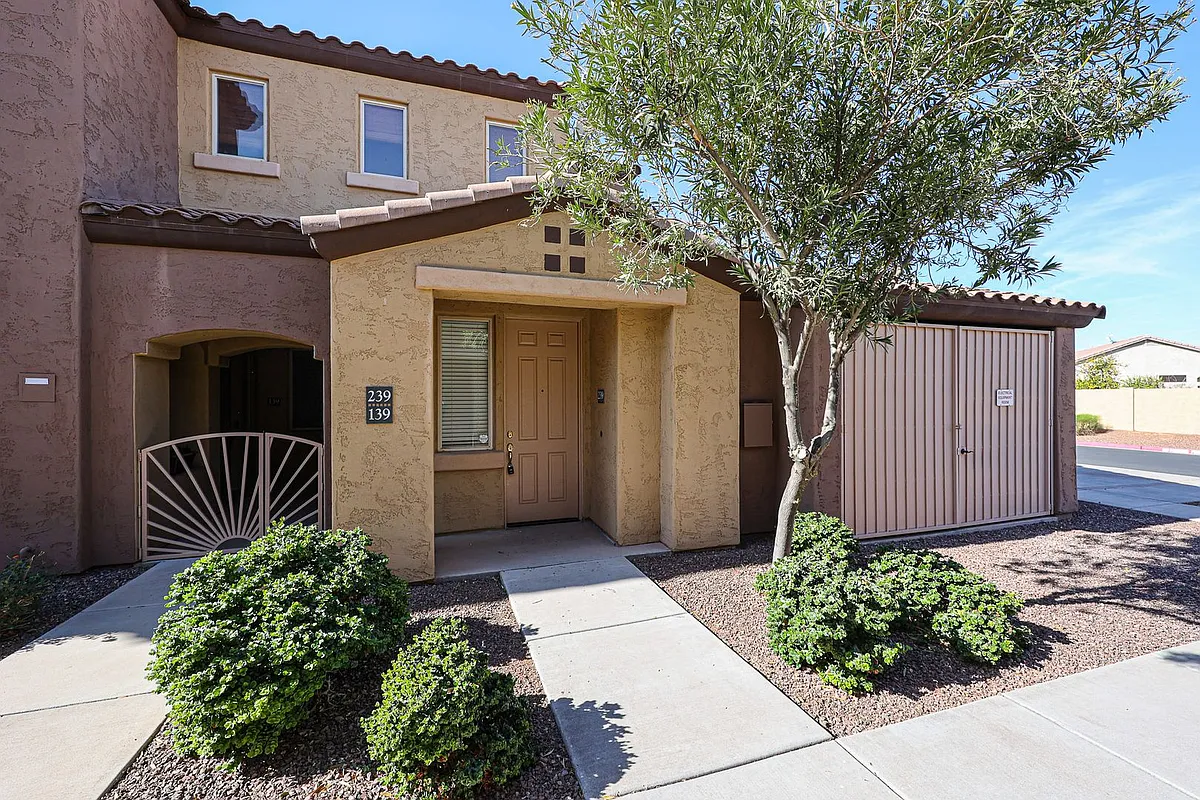 Building Photo - 250 W Queen Creek Rd #239