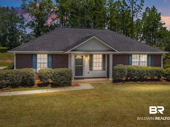 101 Lucy Dr, Bay Minette, AL 36507