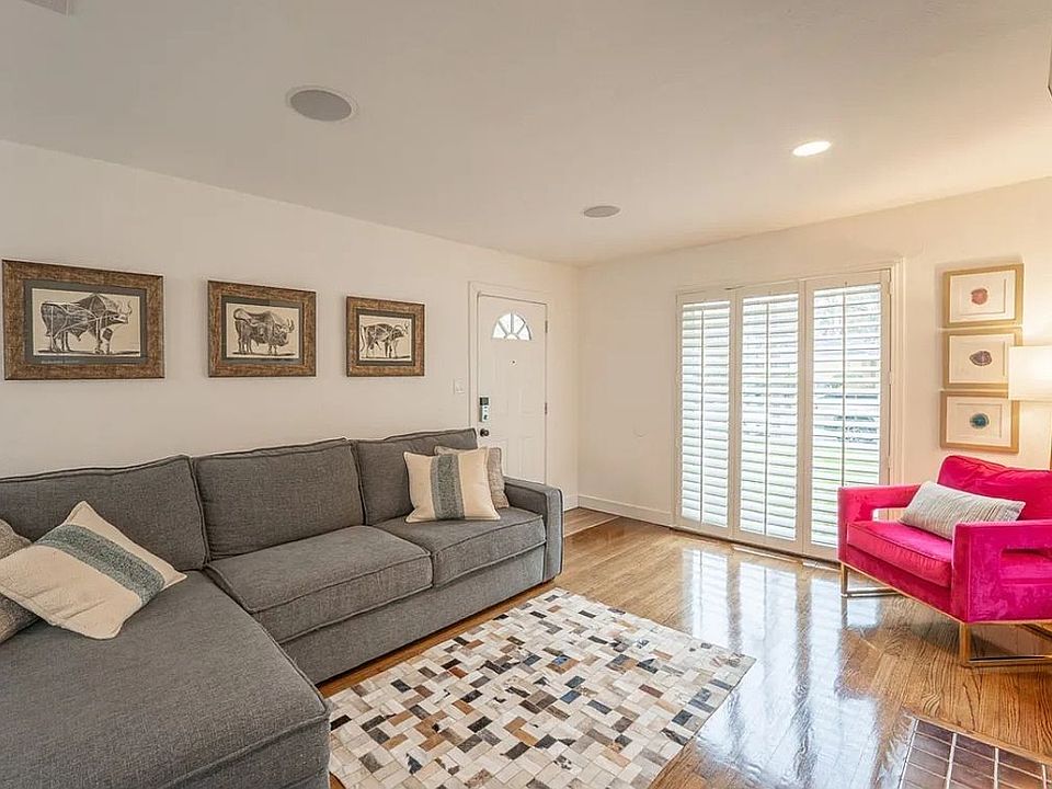 2nd image of 5101 Maple Springs Blvd
