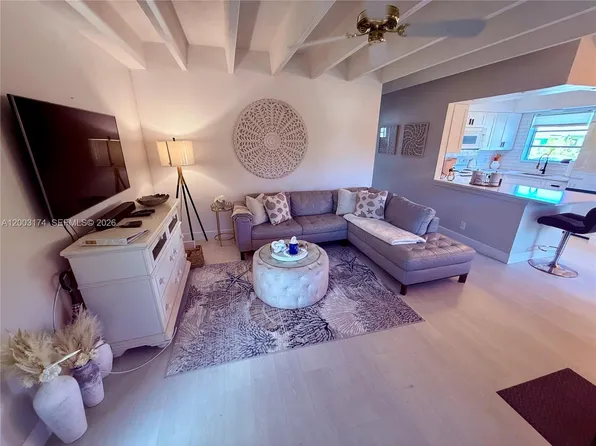 115 S C St APT 101, Lake Worth, FL 33460