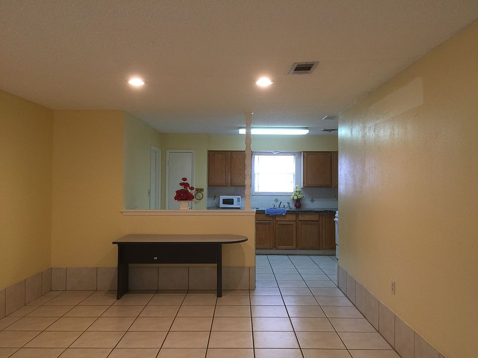 1st image of 6227 Grandvale Dr