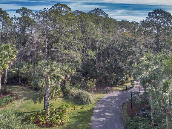 2nd image of 108 Palm Forest Pl