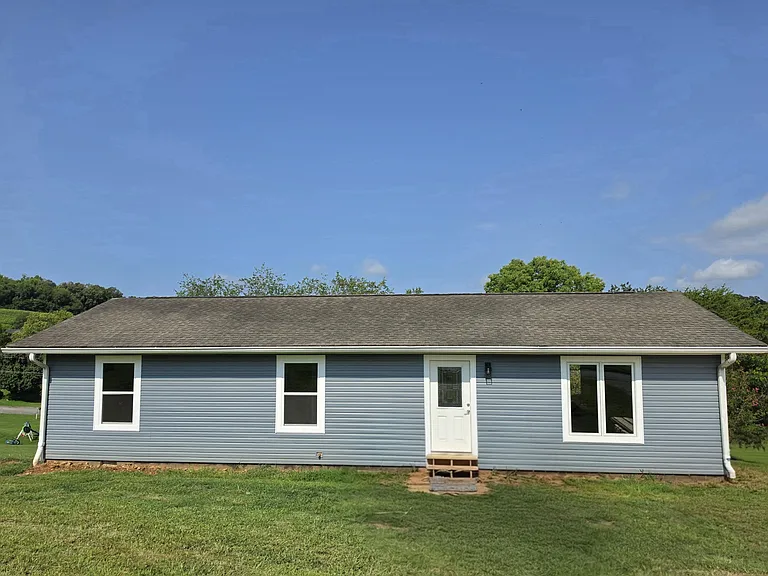 421 River Bend Dr — Photo 9