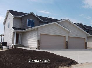 1815 Rosehill Dr SW, Cedar Rapids, IA 52404