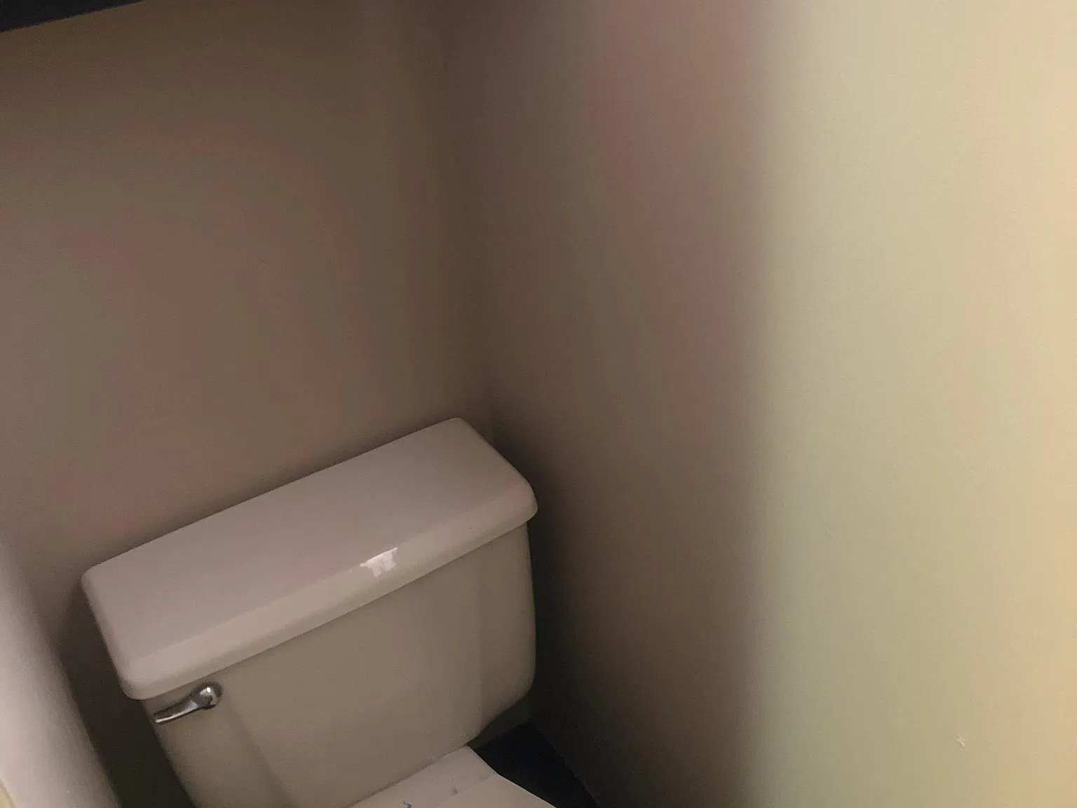 601 E K Pl — Photo 3