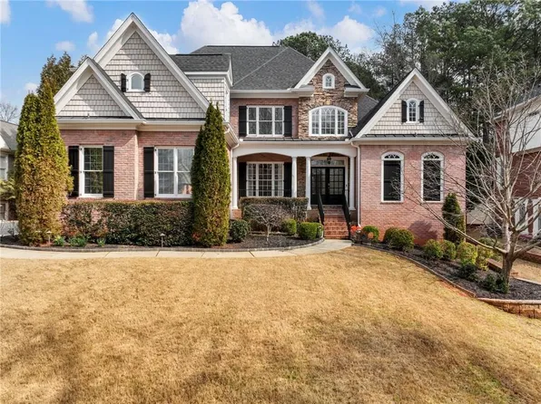 2373 Bronze Oak Ln, Braselton, GA 30517