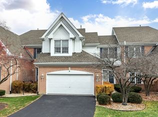 1512 Harbour Towne Pl, Naperville, IL 60564