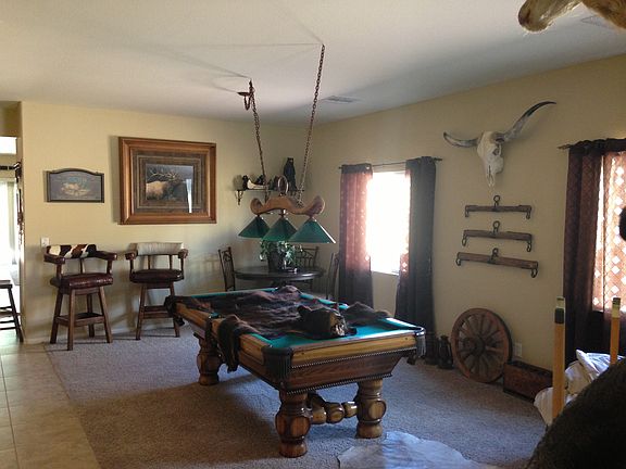 Living and Dinning Rooms 