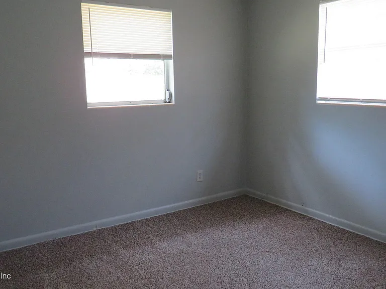 7508 Dalehurst Dr S — Photo 14