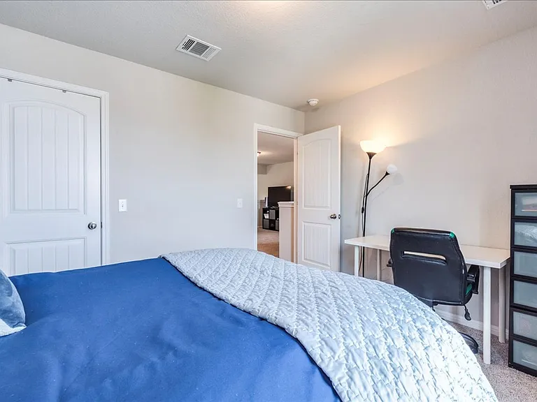 125 Groesbeck Ln — Photo 27