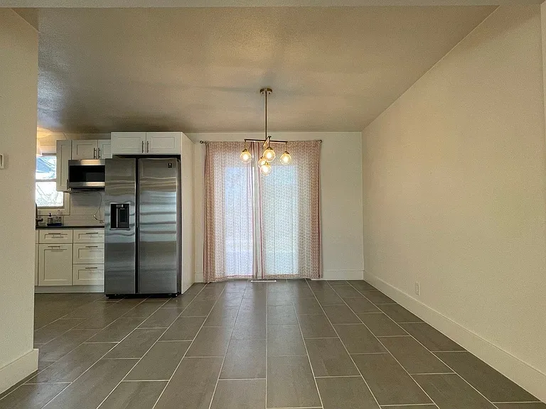 2740 W Elizabeth St — Photo 6