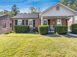 7056 Holly Hills Ave, Saint Louis, MO 63123