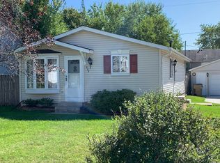 909 91st Pl, Pleasant Prairie, WI 53158