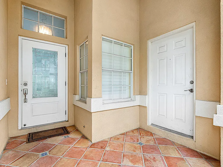 3703 S Lancewood Pl — Photo 3