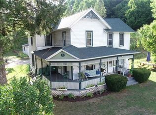 9 Clark St, Naples, NY 14512