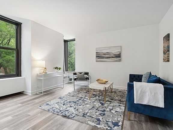 2nd image of 3150 N Lake Shore Dr APT 3F