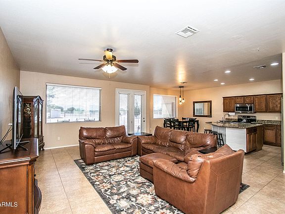 4th image of 21039 W Madre Del Oro Dr