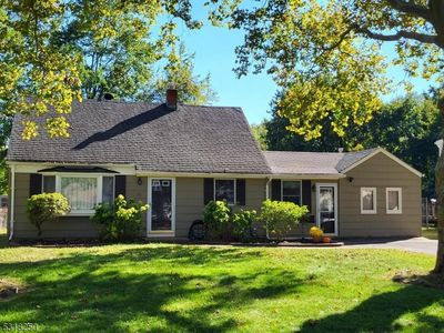 80 Village Rd, Pompton Plains, NJ, 07444