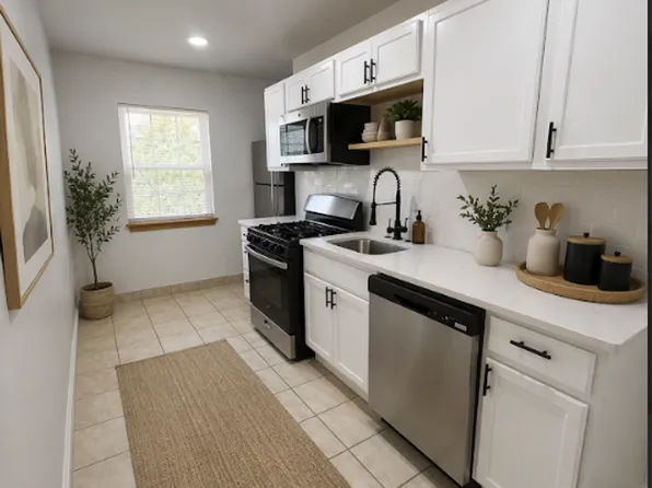 GREGORY, 202 E Gregory Blvd, Kansas City, MO 64114