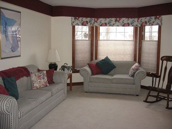 Formal Living 