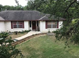 870 S Luehlfing Dr, Canyon Lake, TX 78133