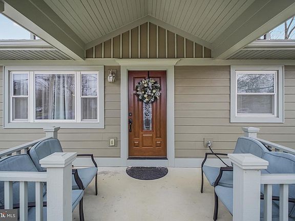 2nd image of 8227 Frye Rd