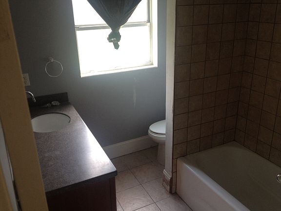4th image of 3512 Flagan Ave