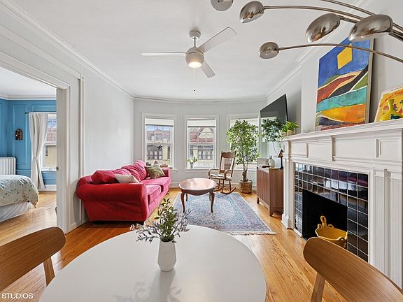 5th image of 721 Erie St APT 3B