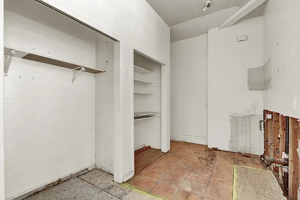 Sold by Island Advantage Realty | media 14