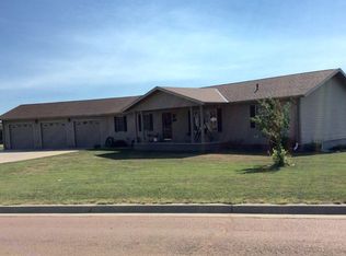 110 Pine St, Springfield, SD 57062