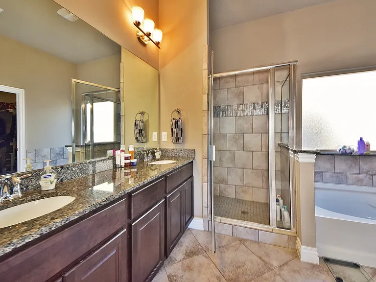 16100 Fair Winds Way — Photo 14