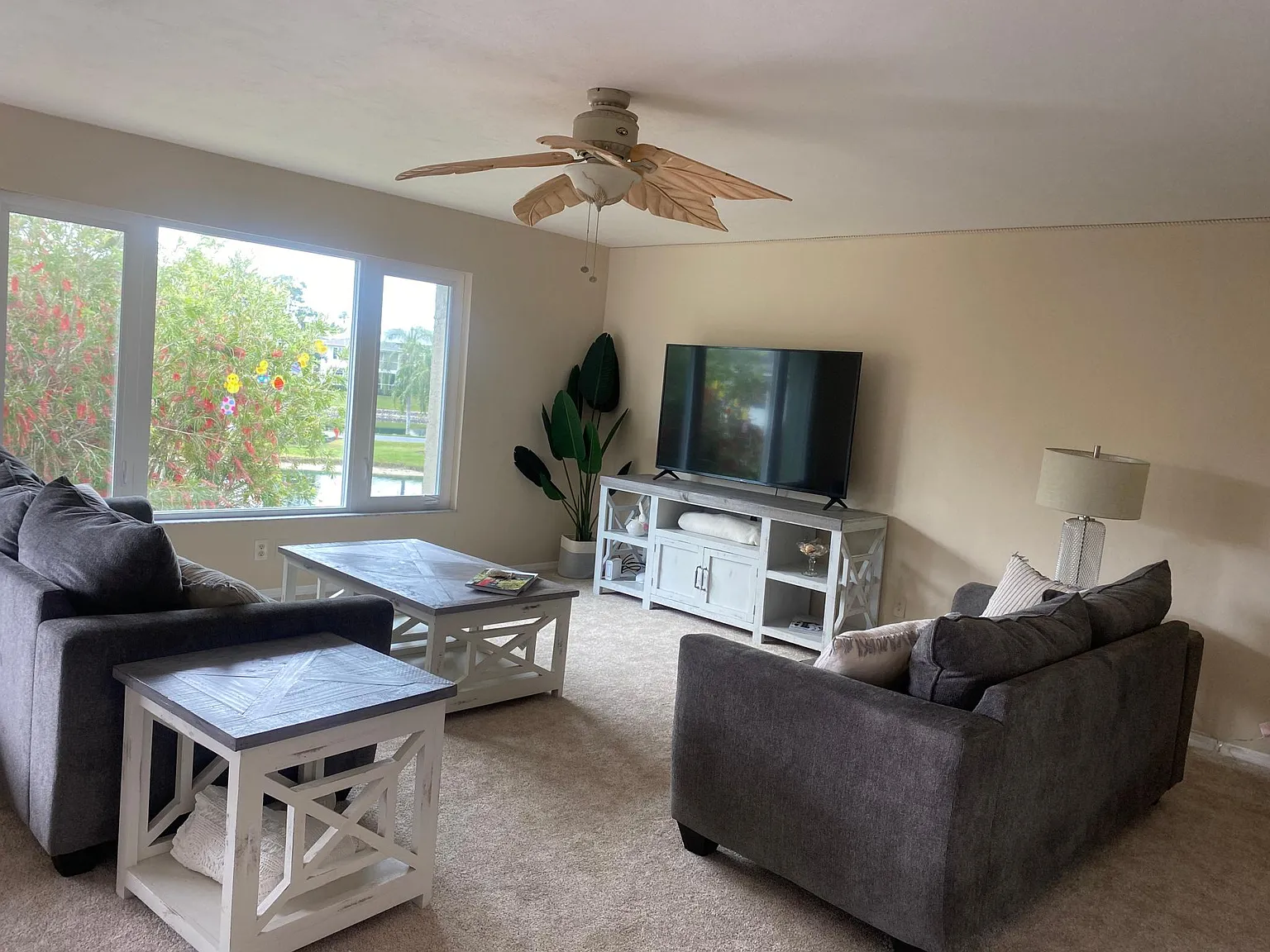 99 Georgetown Blvd — Photo 4
