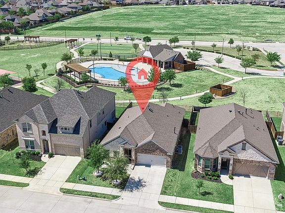 3rd image of 9012 Conroe Dr