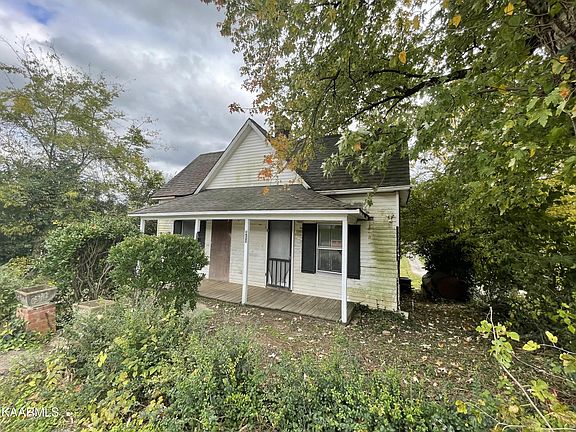 3rd image of 408 Ambrose St