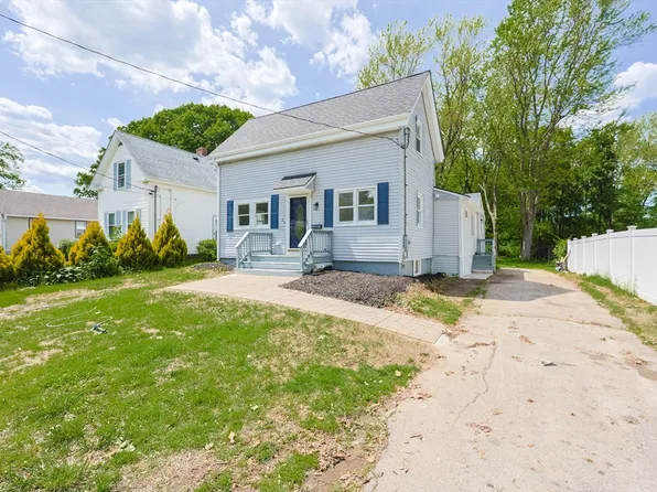 28 Custer St, Rockland, MA 02370