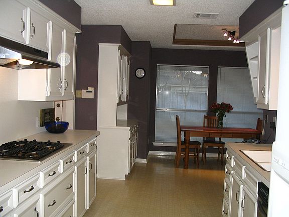2nd image of 6018 Black Berry Ln