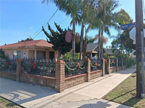 1056 N Fries Ave, Wilmington, CA 90744