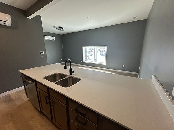 5th image of 317 S Anderson St #11216933