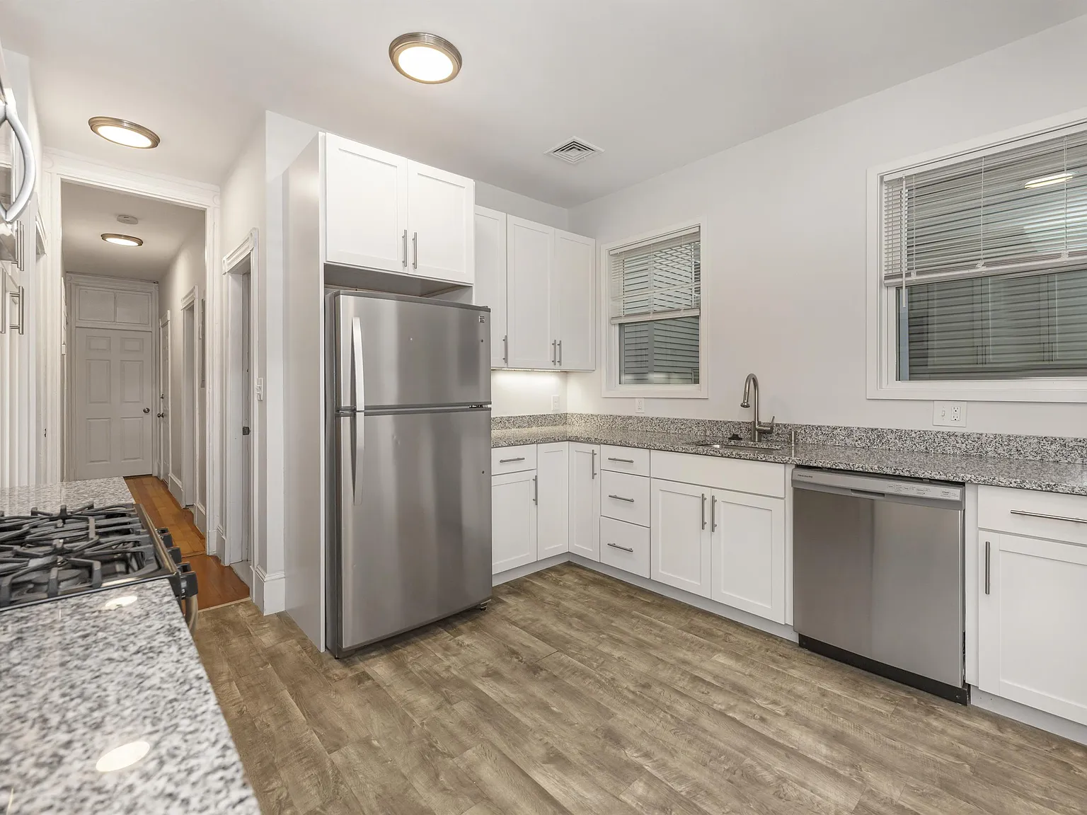 172 Boylston St #3 - 3 — Photo 1