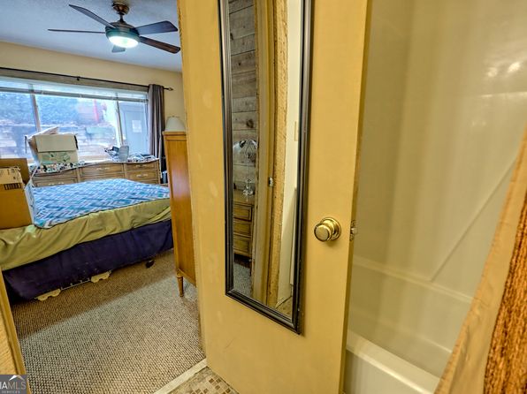 239 Shakespeare Dr, Clayton, GA 30525