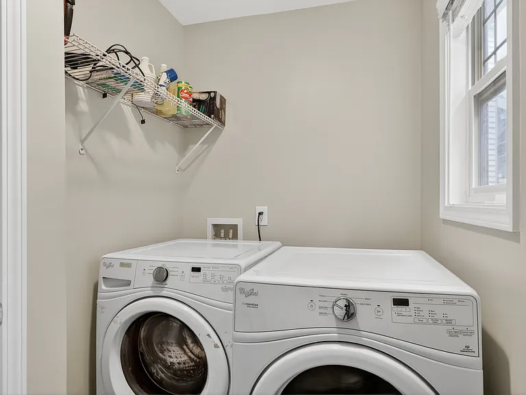 3066 Dolostone Way — Photo 41