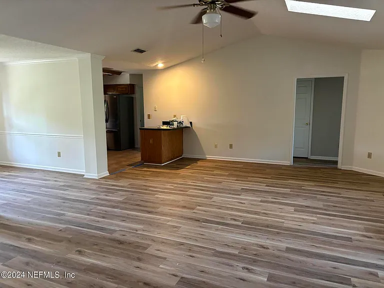 10111 Bradley Rd — Photo 6