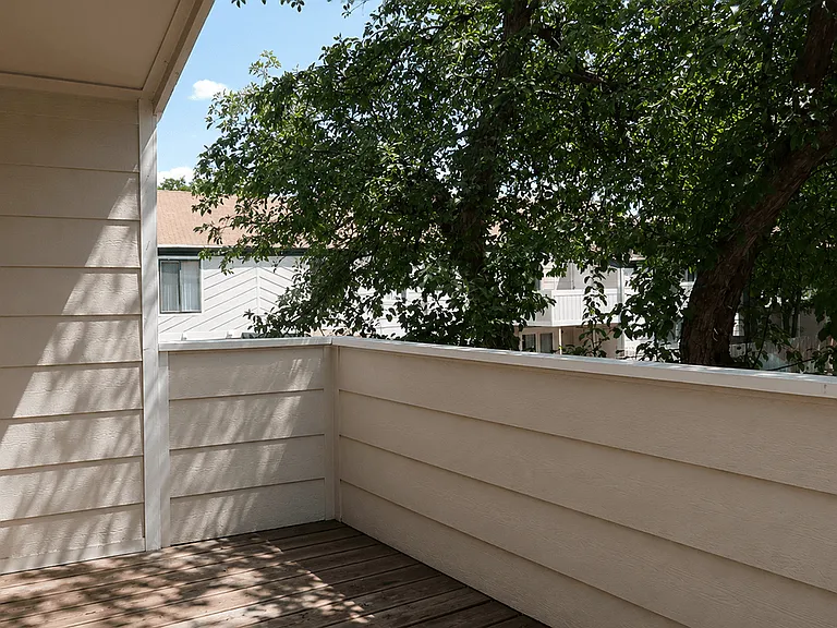 Meadow Lark Apartments — Photo 6