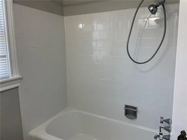 332 Rosebud Ave — Photo 9