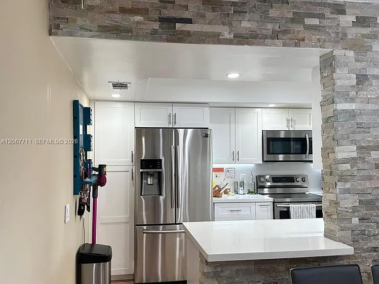 4810 SW 152nd Pl #H-87 — Photo 2