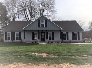 114 Cottage Oaks Dr, Lucedale, MS 39452