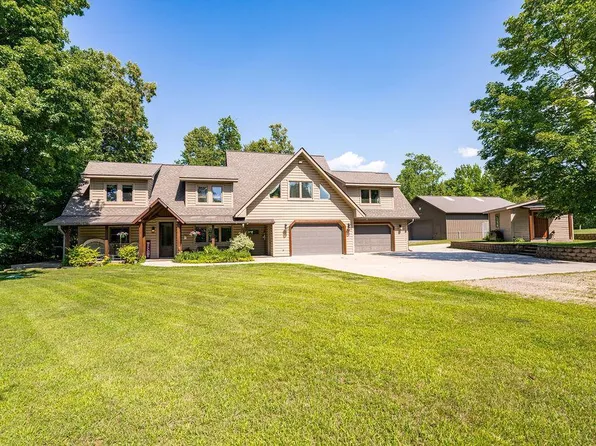 18732 Sugar Lake Trl, Cohasset, MN 55721